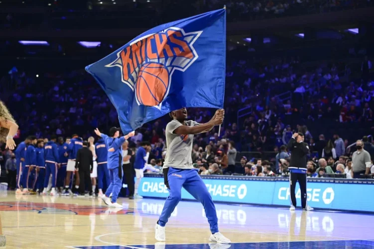 new-york-knicks-sue-toronto-raptors-over-allegedly-stealing-scouting-reports
