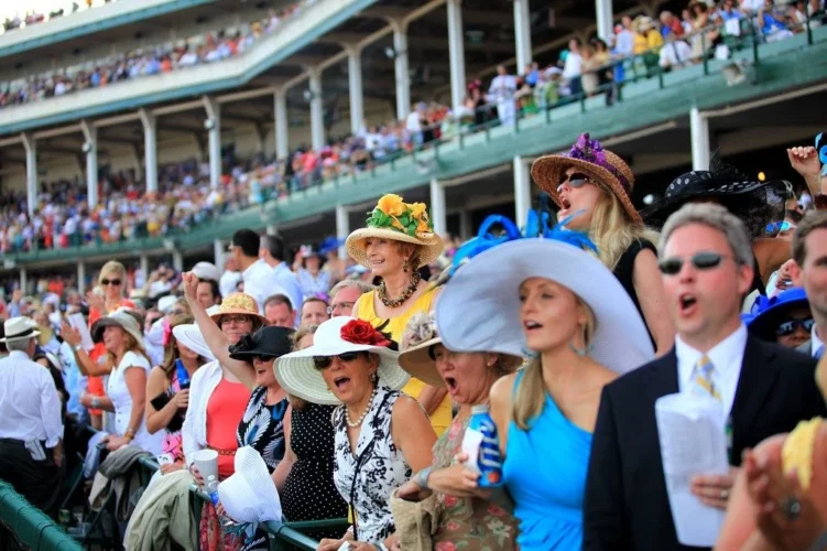 top-10-largest-kentucky-derby-crowds-in-history
