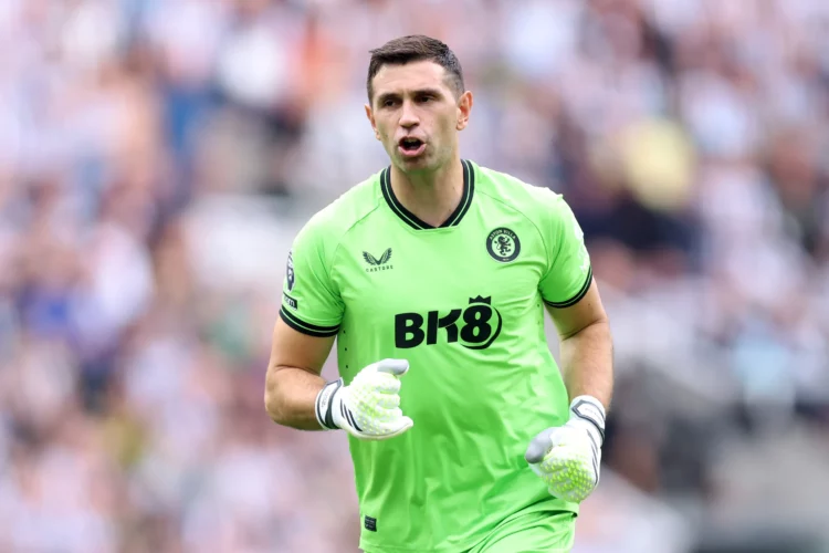 10 Best Goalkeepers in Premier League